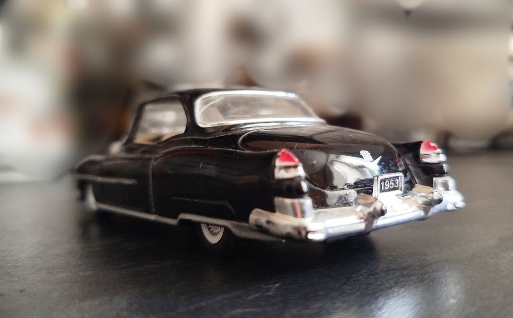 Cadillac Series 62 масштабна модель