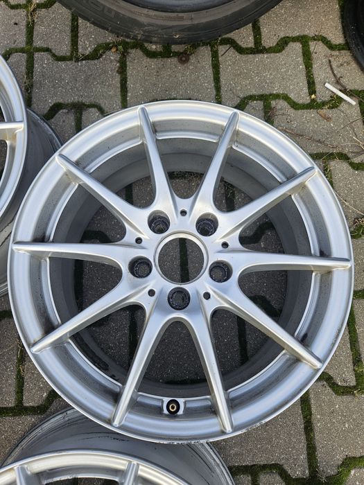 16 5x112 Felgi aluminiowe do Mercedesa W204