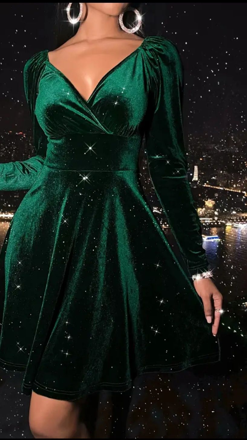 Nowa sliczna elegancka sukienka damska