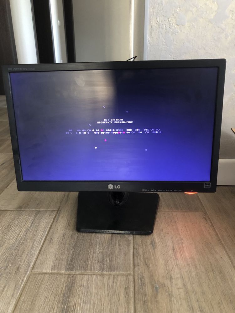 Монітор LG E1942C