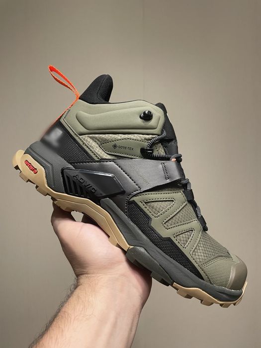 Мужская Обувь в Оливковом цвете (40-45) Високие Ботинки Хаки новые