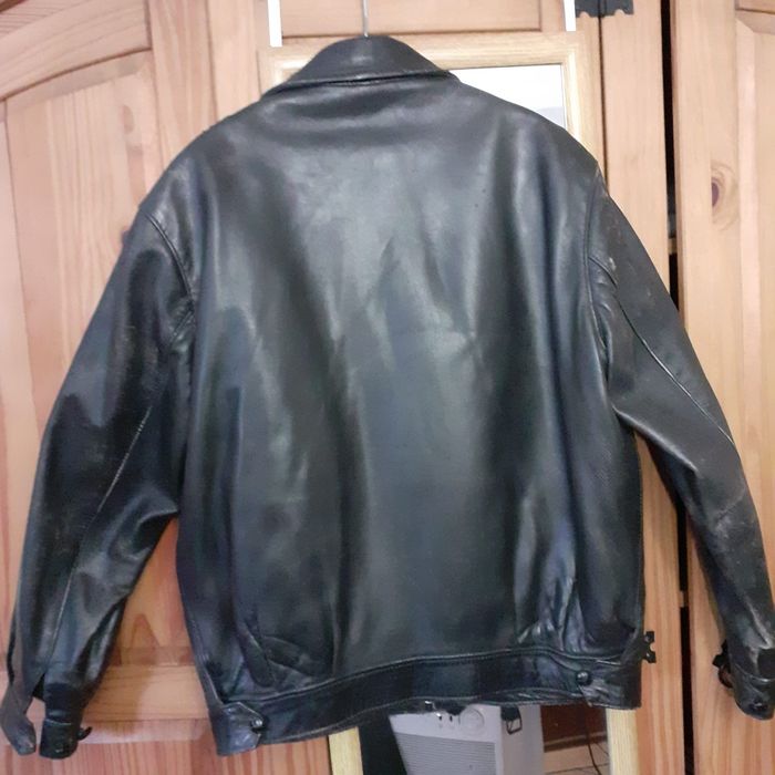 casaco cabedal muito bonito