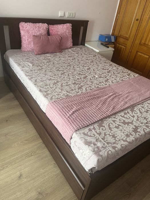 Cama Ikea Songesand + colchão
