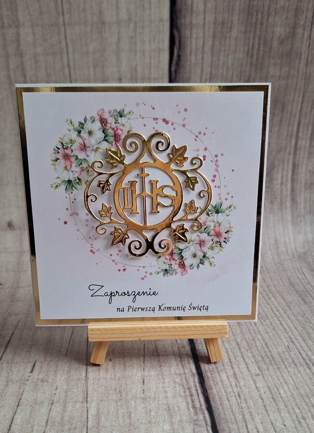 Personalizowane zaproszenia na Pierwszą Komunię Święta