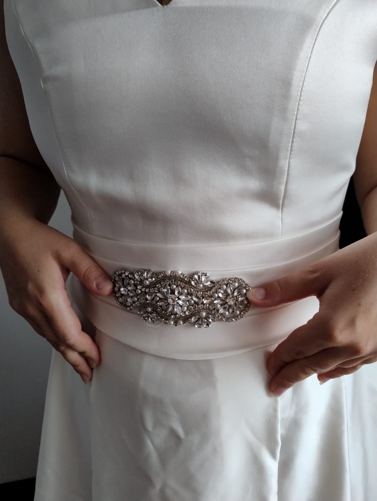 Suknia ślubna wiązana ecru satynowa klasyczna 40 42 herm's bridal