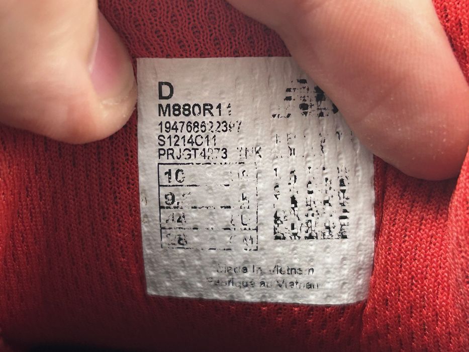 Оригінал! Кросівки New Balance 880 44 розмір М05359