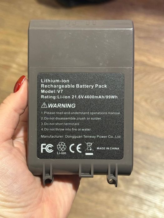 Акумулятор для пилососа Dyson V7, 21.6V 4600mAh, Li-ion