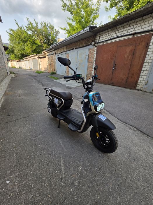 Електроскутер в Оренду