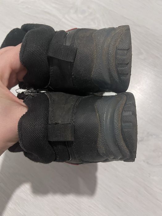 Зимове взуття 32р