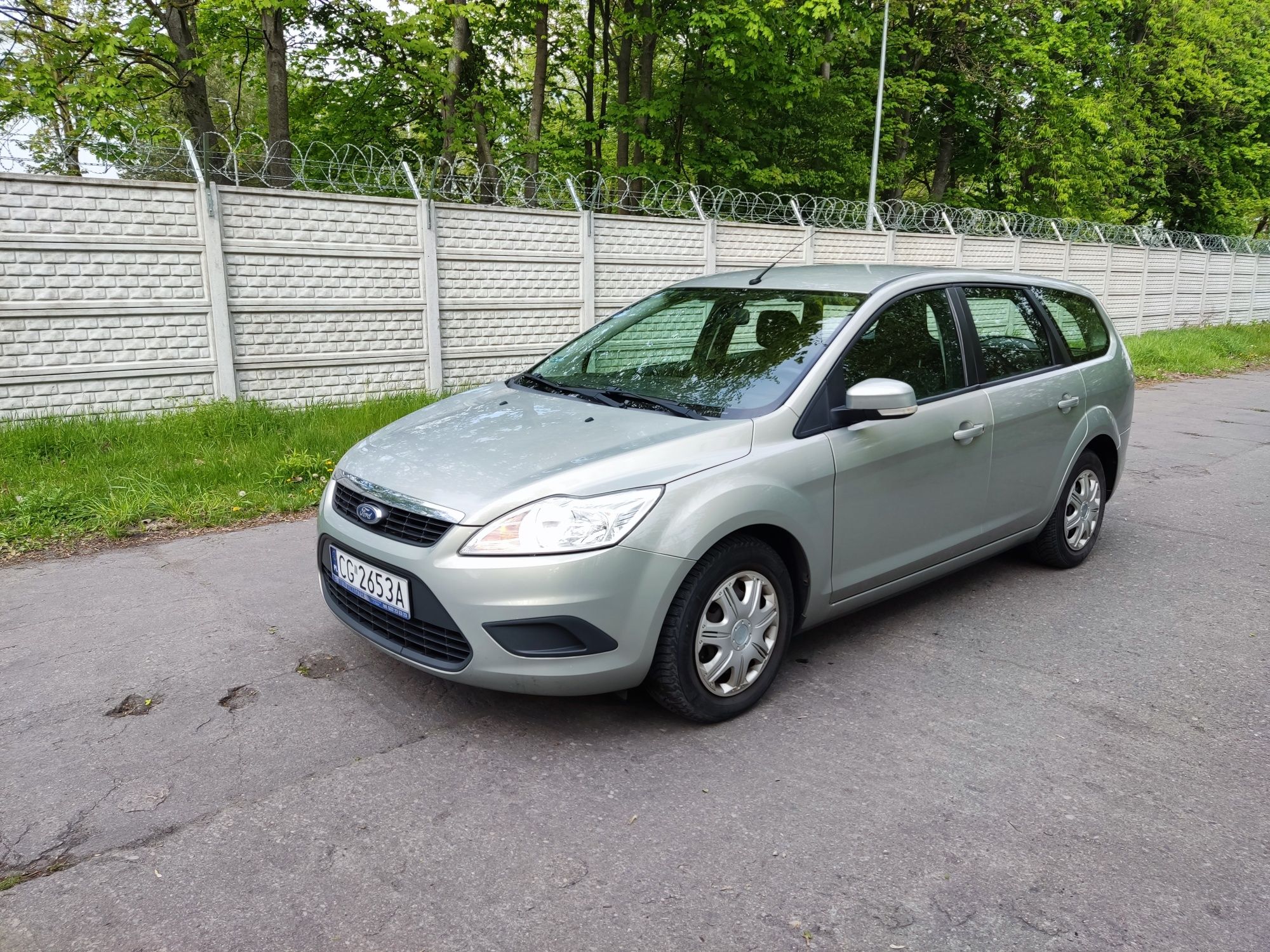 Ford Focus 1.6 kombi 2008 rok