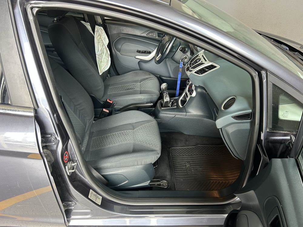 Ford Fiesta 1.4 tdci Titanium de 2010