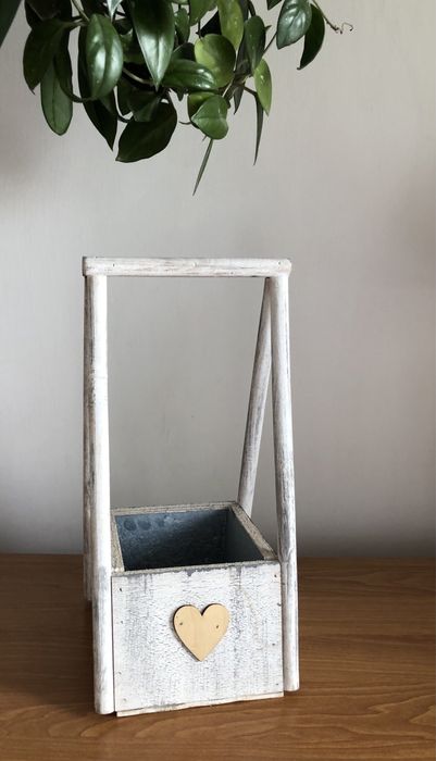 Dekoracja ogrodowa/Osłonka kwiatowa