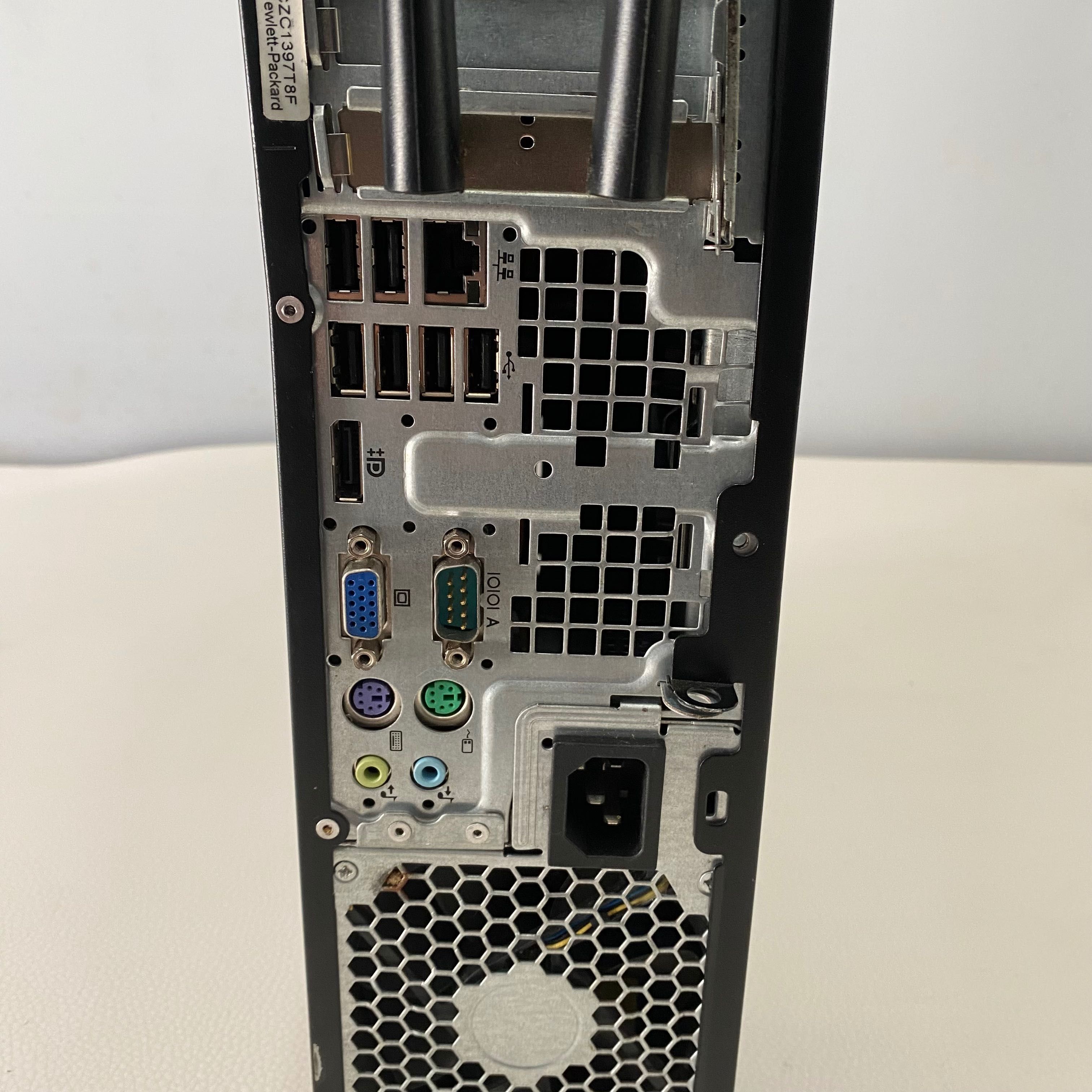 Computador torre HP 8/256gb SSD i3 Com WIFI Formato pequeno Slim