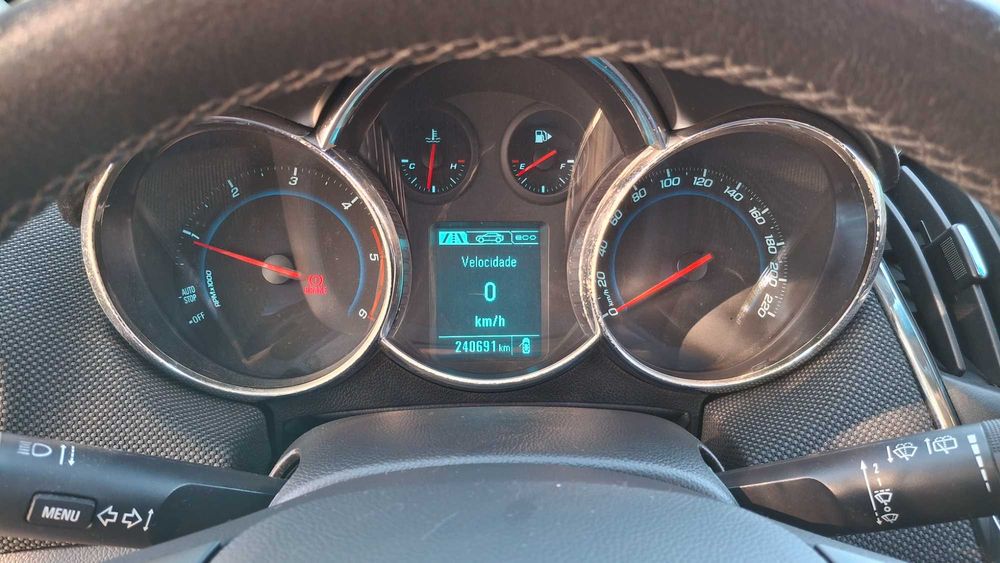 Chevrolet Cruze SW 1.7 VCDi LTZ