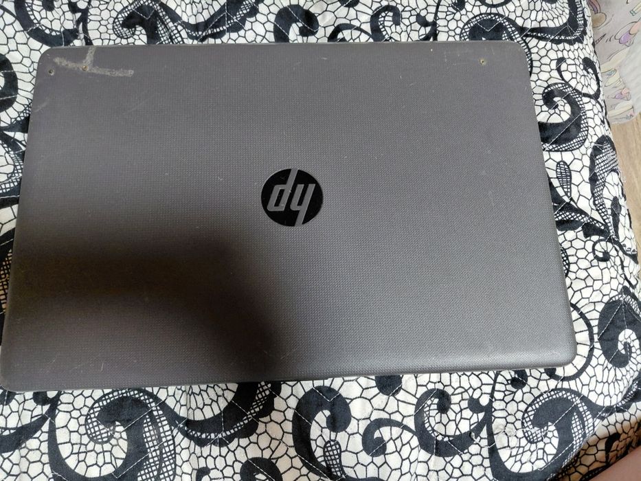 Продам ноутбук на запчастини