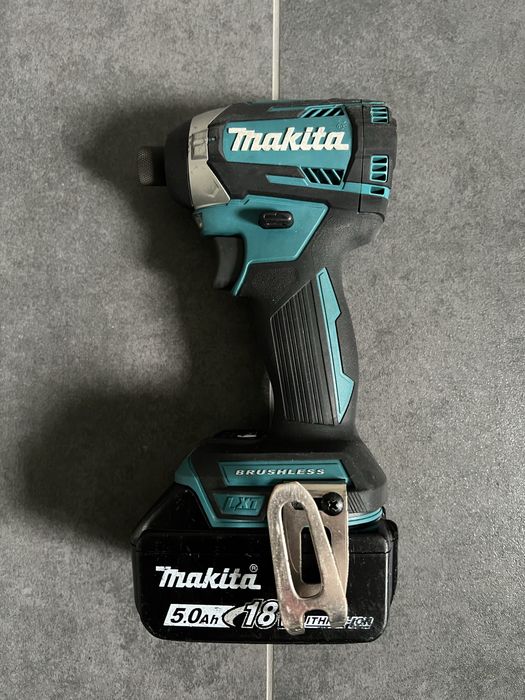 Безщітковий Акум.імпакт Makita DTD 154+ АКБ 5.0