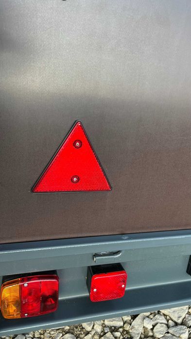 Прицеп до легкового авто : 2,15 х 1,26 м борт 60см , фанера