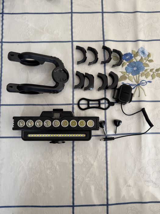 Luz led com 9 leds e buzina