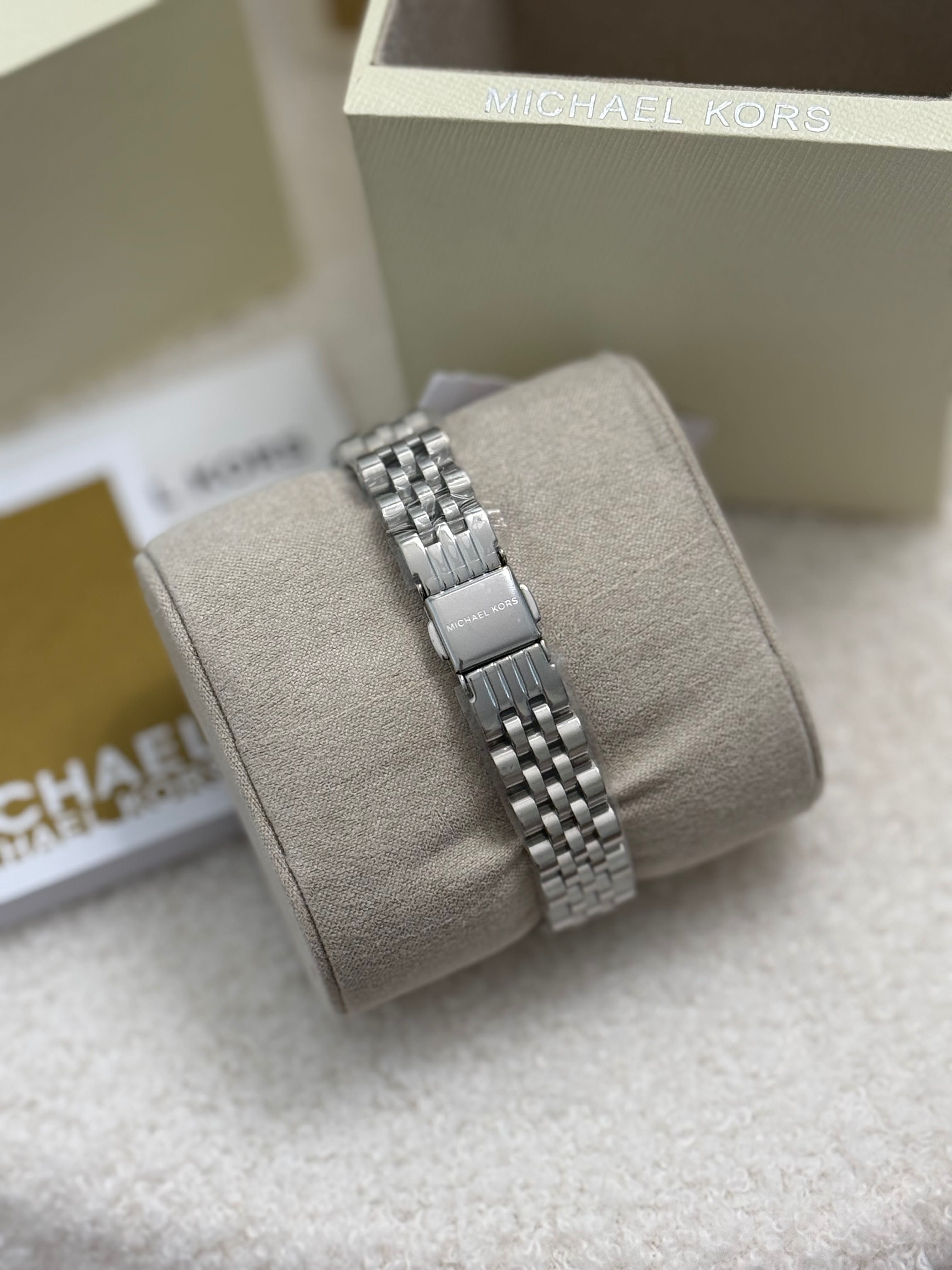 Годинник жіночий срібний Michael Kors MK4843 женские часы