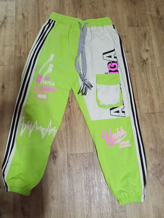 Джинсы женские MOM