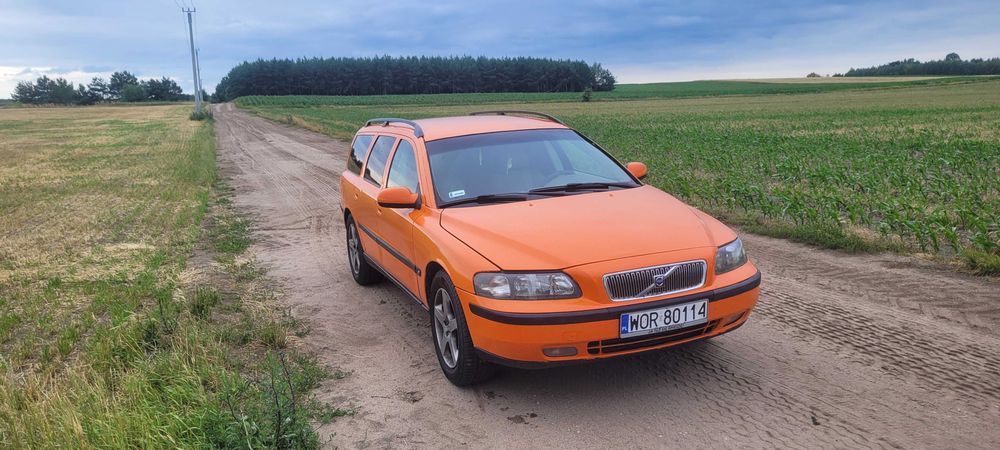 Sprzedam volvo v70 kombi 2.4 d5 163 km 2003r