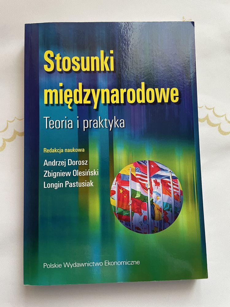 Stosunki międzynarodowe Andrzej dorosz, Zbigniew Olesiński