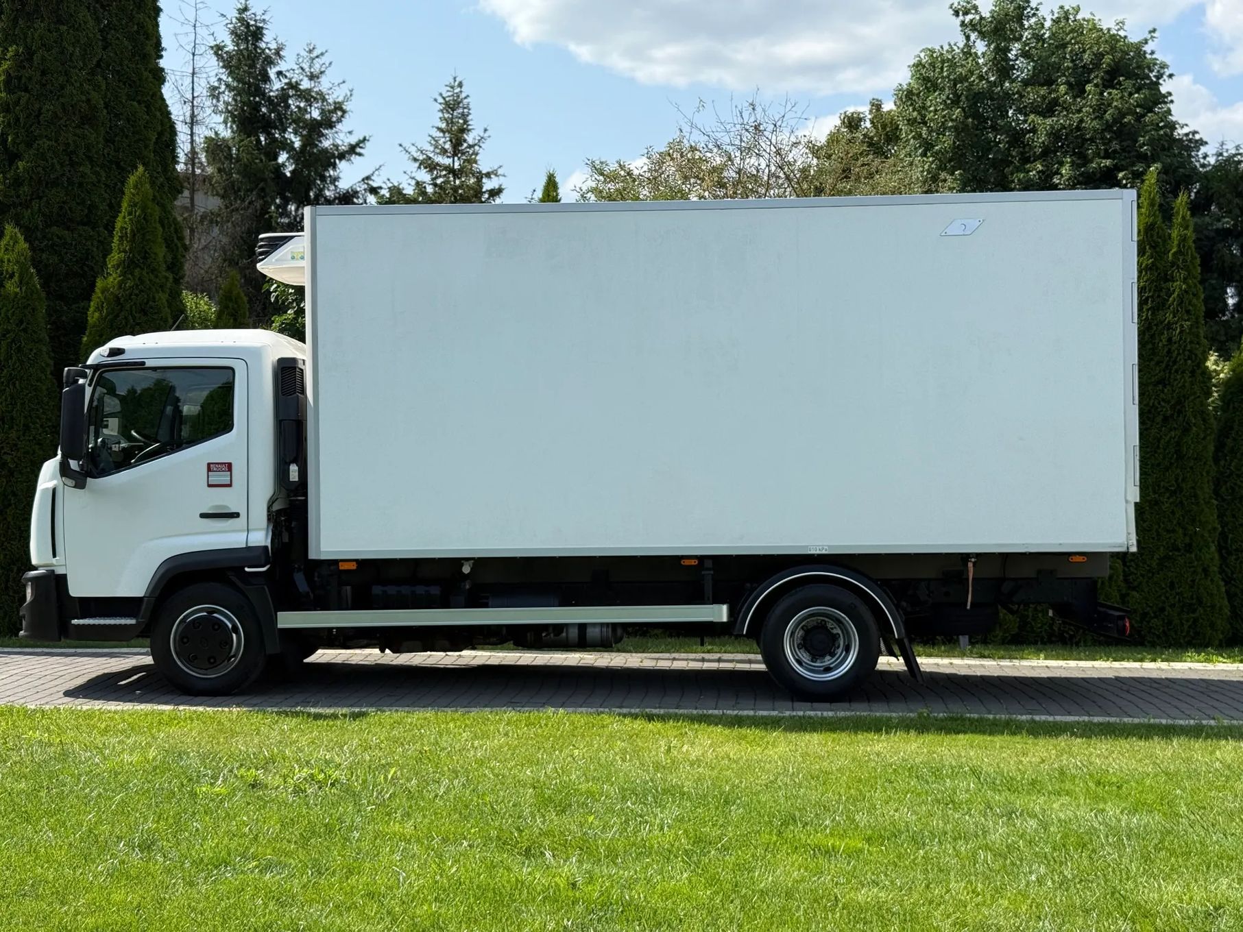 Renault D7.5 MANUAL LAMBERET CARRIER XARIOS 350