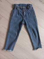 Джинси і джинсовий комбінезон для дівчинки 104 - 110 см