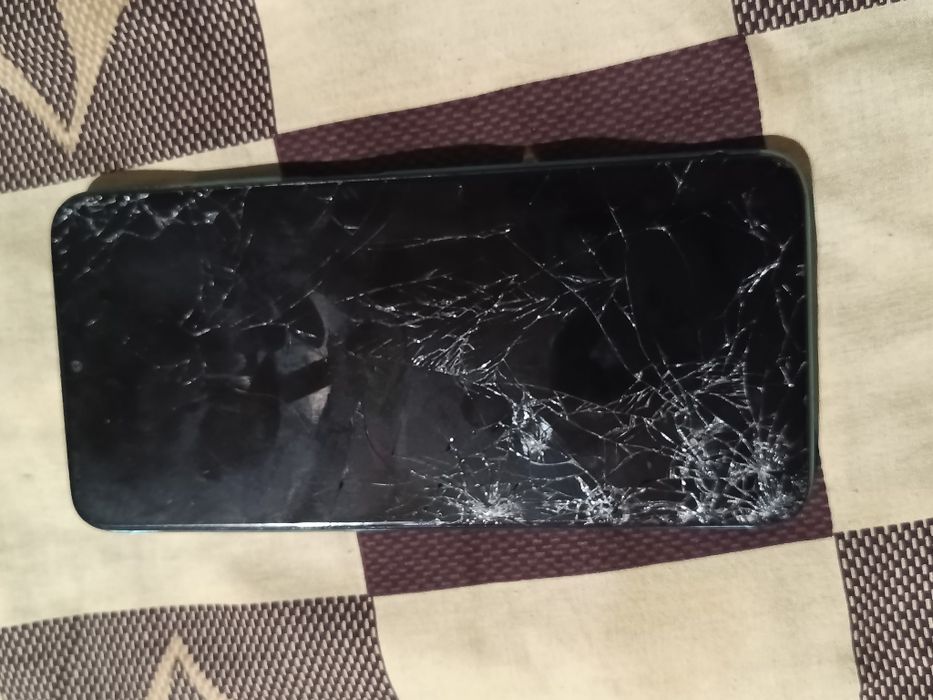 Redmi 9t 64gb разбит