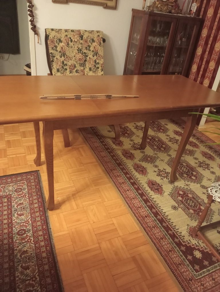 Stół drewniany rozkładany