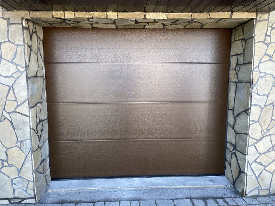 Brama garażowa segmentowa antracyt brązowab biała  5000x2250