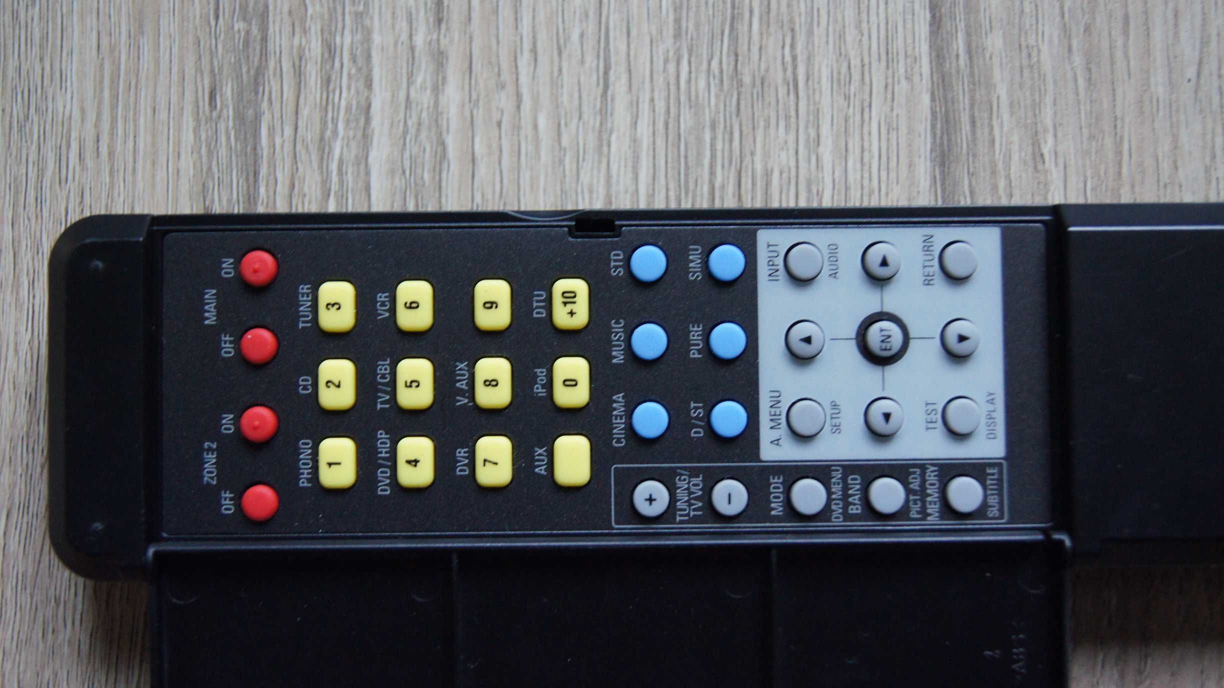 Amplituner Denon AVR-2308
