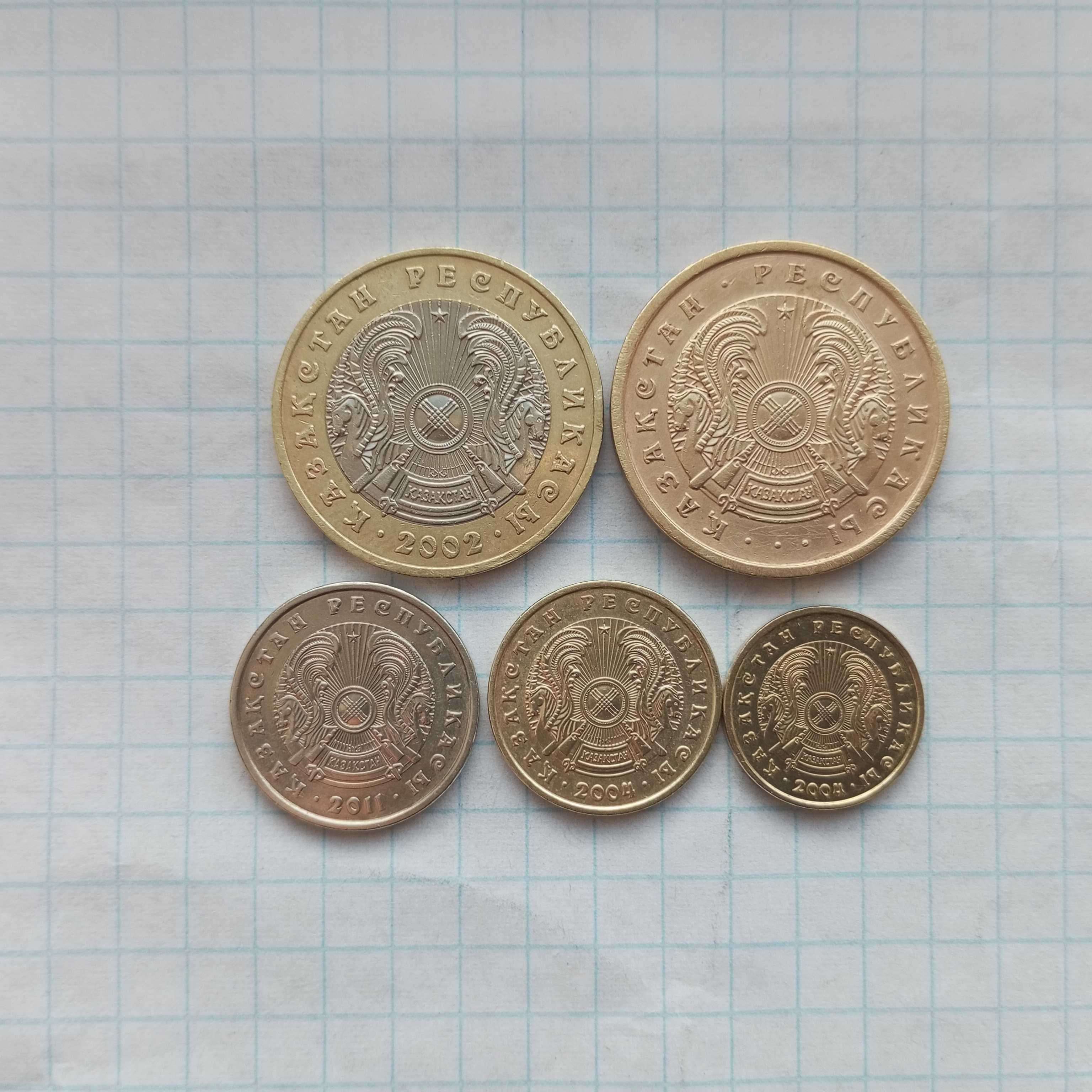 Продам набор монет Прибалтика, Финляндия, Казахстан,ЮАР