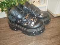 New rock buty 40