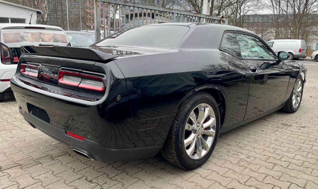 Бампер Dodge Charger Challenger решітка бампера та ін. запч. разборка