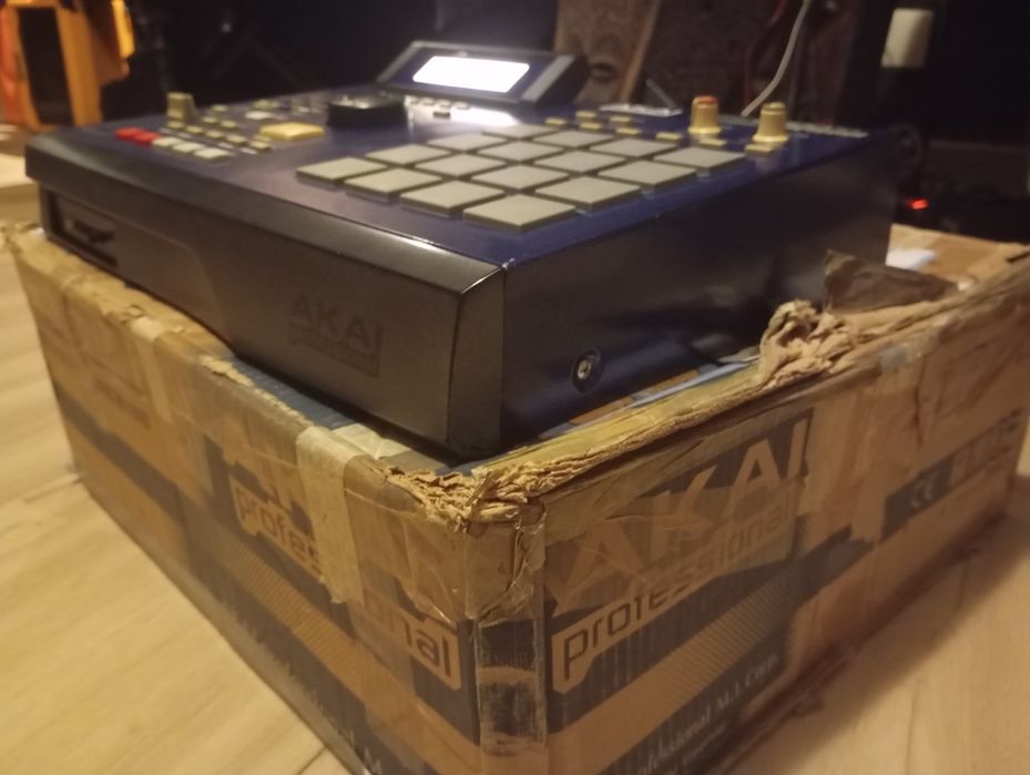 MPC 2000 xl special edition caixa original leitor cf RAM max