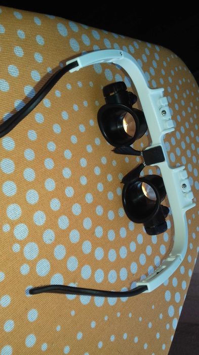 Oculos lupa relogoeiro com luz led