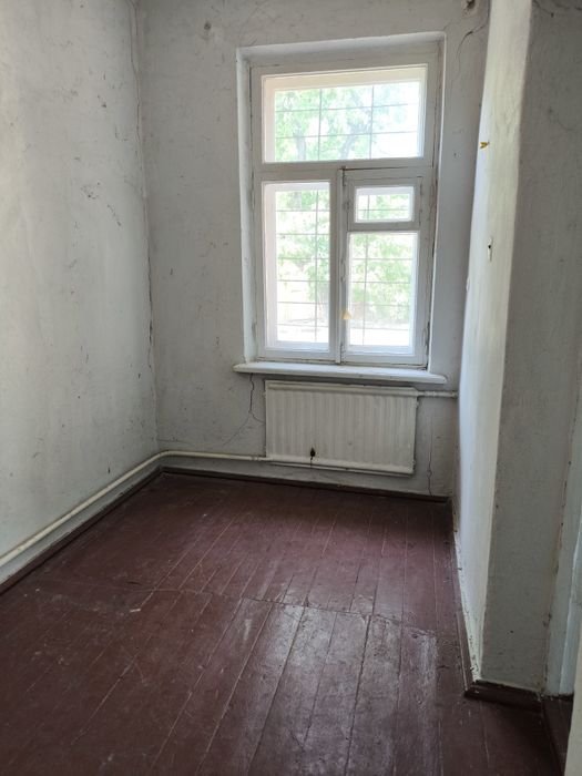 Продам 2 кім квартиру в районі вокзалу