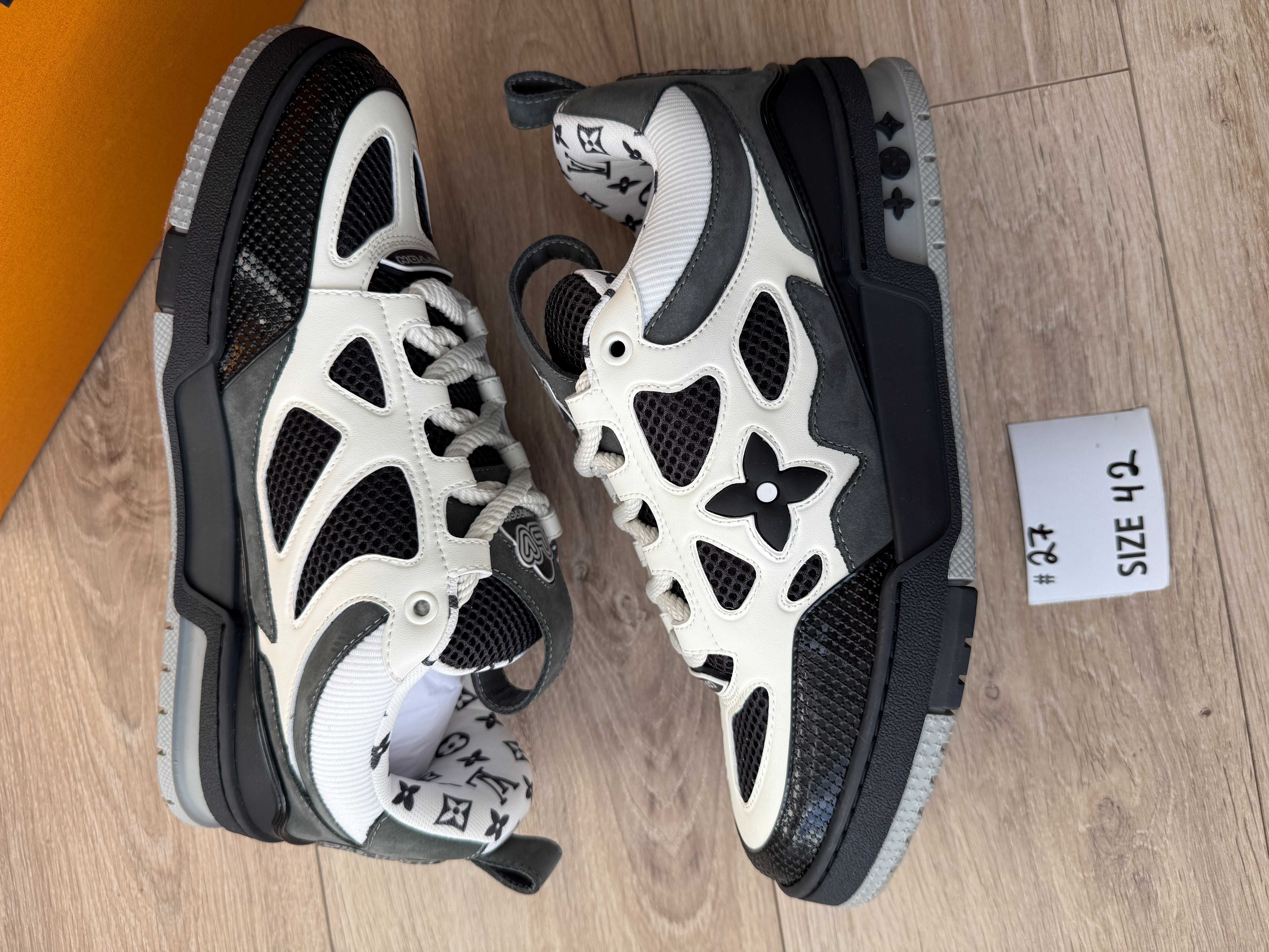Louis Vuitton Trainers r. 42 (Nowe)