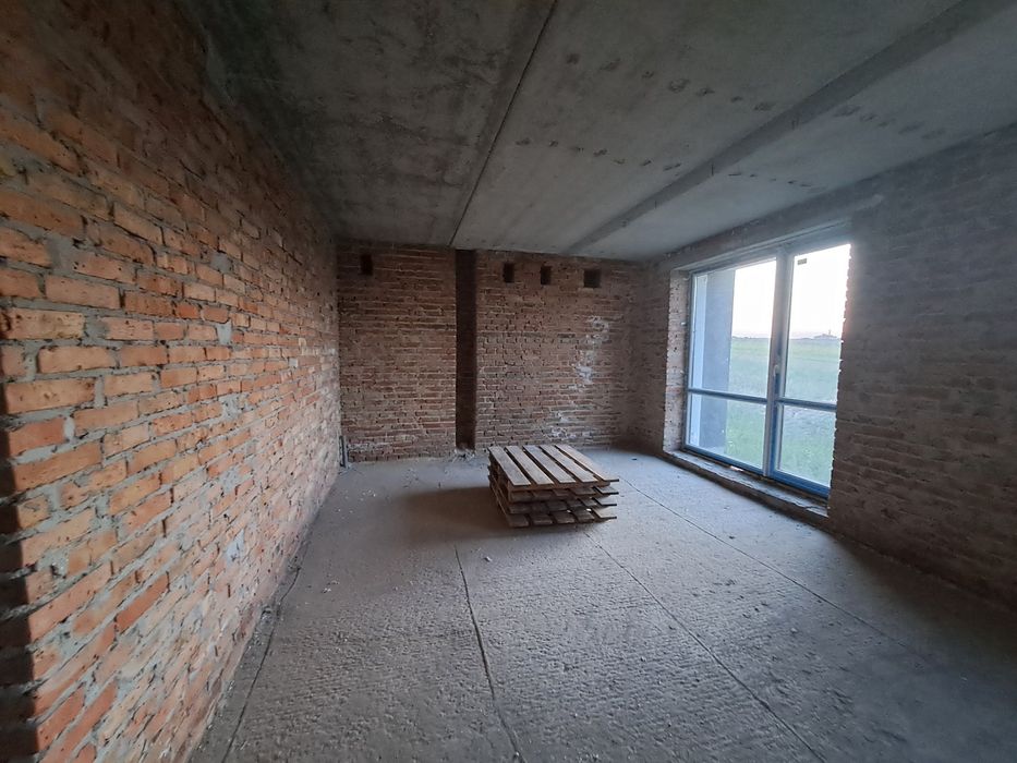 Продаж 3 пов. будинок-таунхаус, 2.3 сотки, 133 кв.м, Байківці