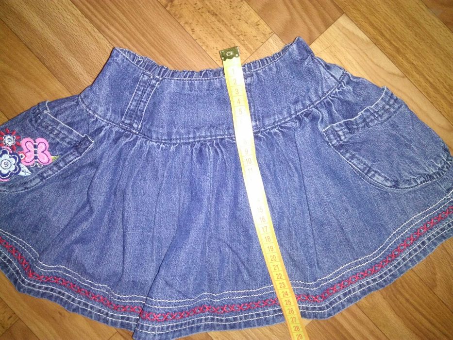 Джинсовая  юбка  б/у
