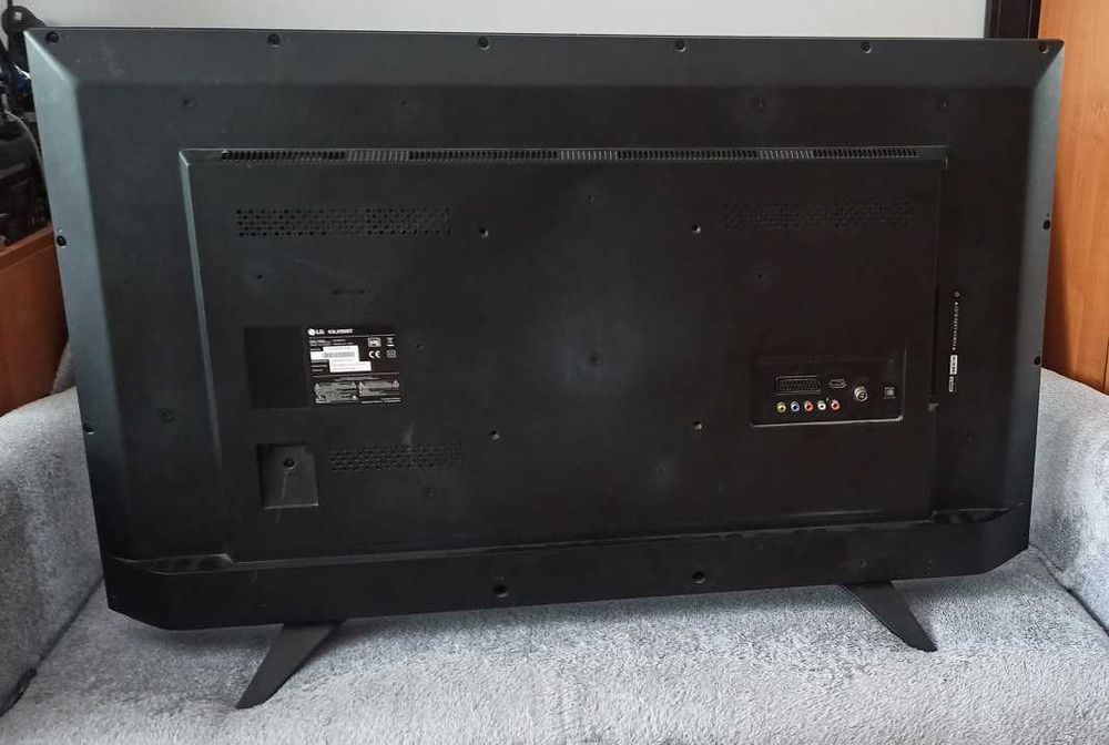 Telewizor Lg 43" + pilot