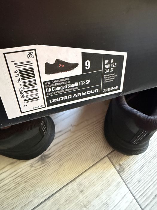 Buty 42,5 27cm jak nowe Under Armour Charged Bandit TR 3 SP