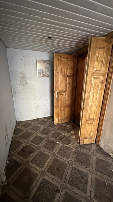 Продаж; квартира; приміщення; Чернівці; центр; фасад;