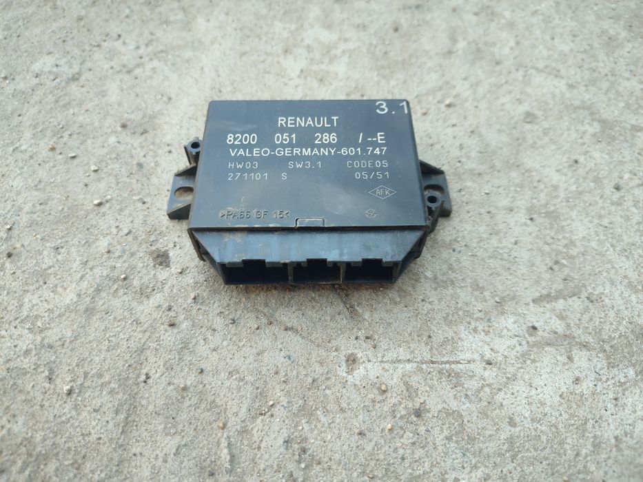 Продам блок управления парктроником на renault laguna 2