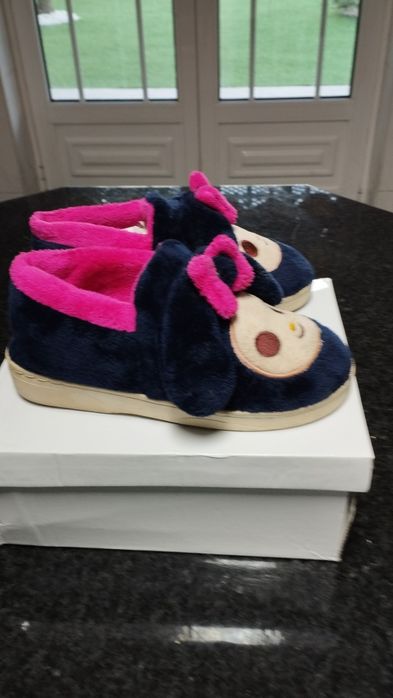 Pantufas 36/37, azul marinho e rosa