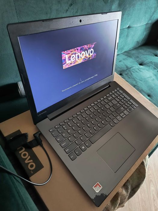 Laptop LENOVO IDEAPAD 320-15AST / onyx black / stan dobry