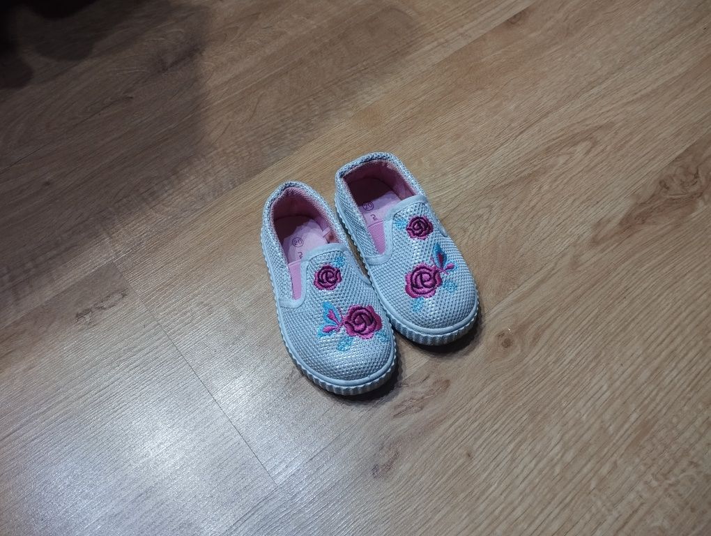 CCC Buty buciki szmaciaki trampki r 20 nelli blu
