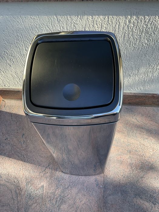 Kosz na śmieci Brabantia 30L - srebrny