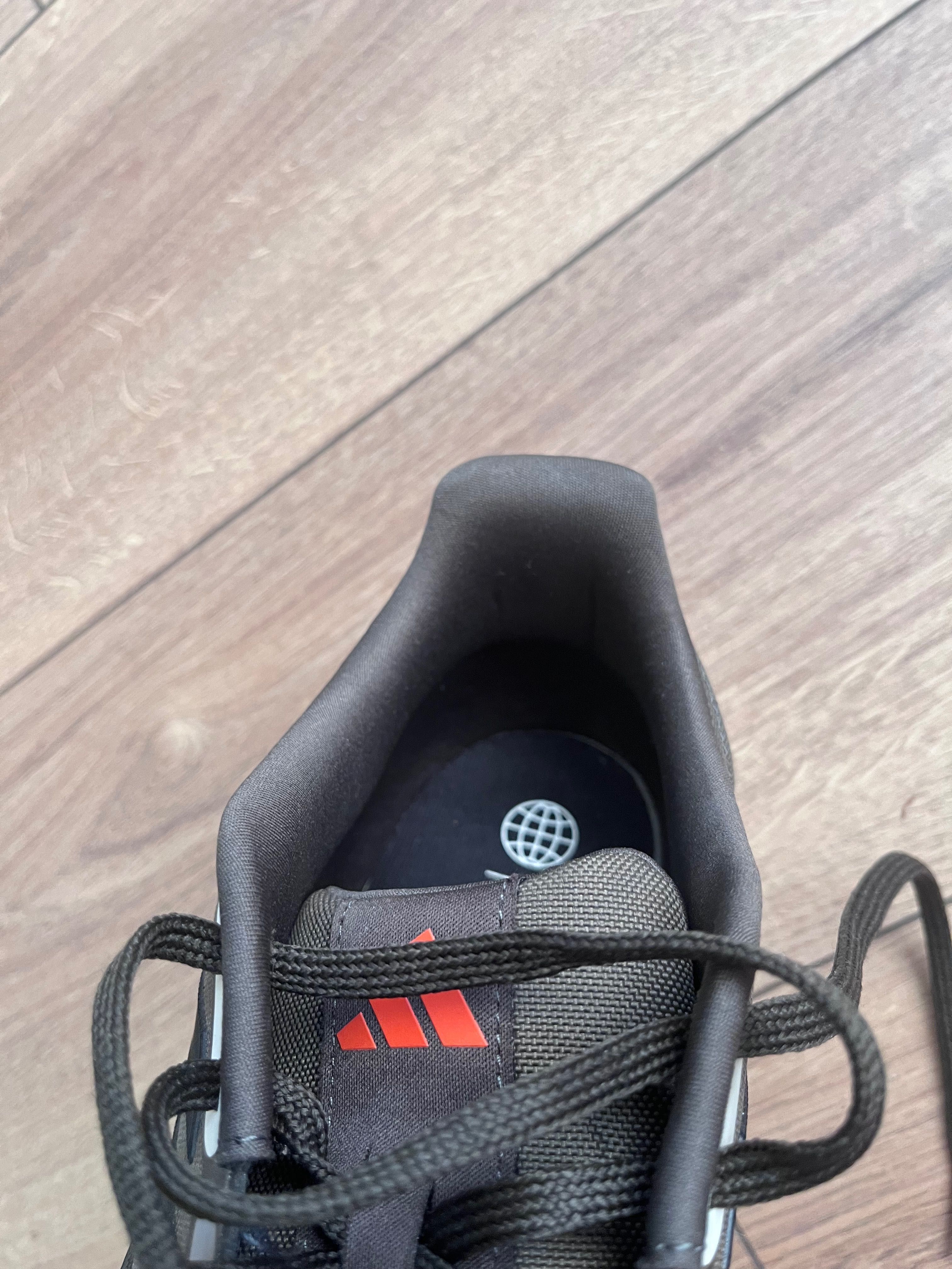 Кроссовки мужские Adidas RUNFALCON 3, 43 размер, 28 см